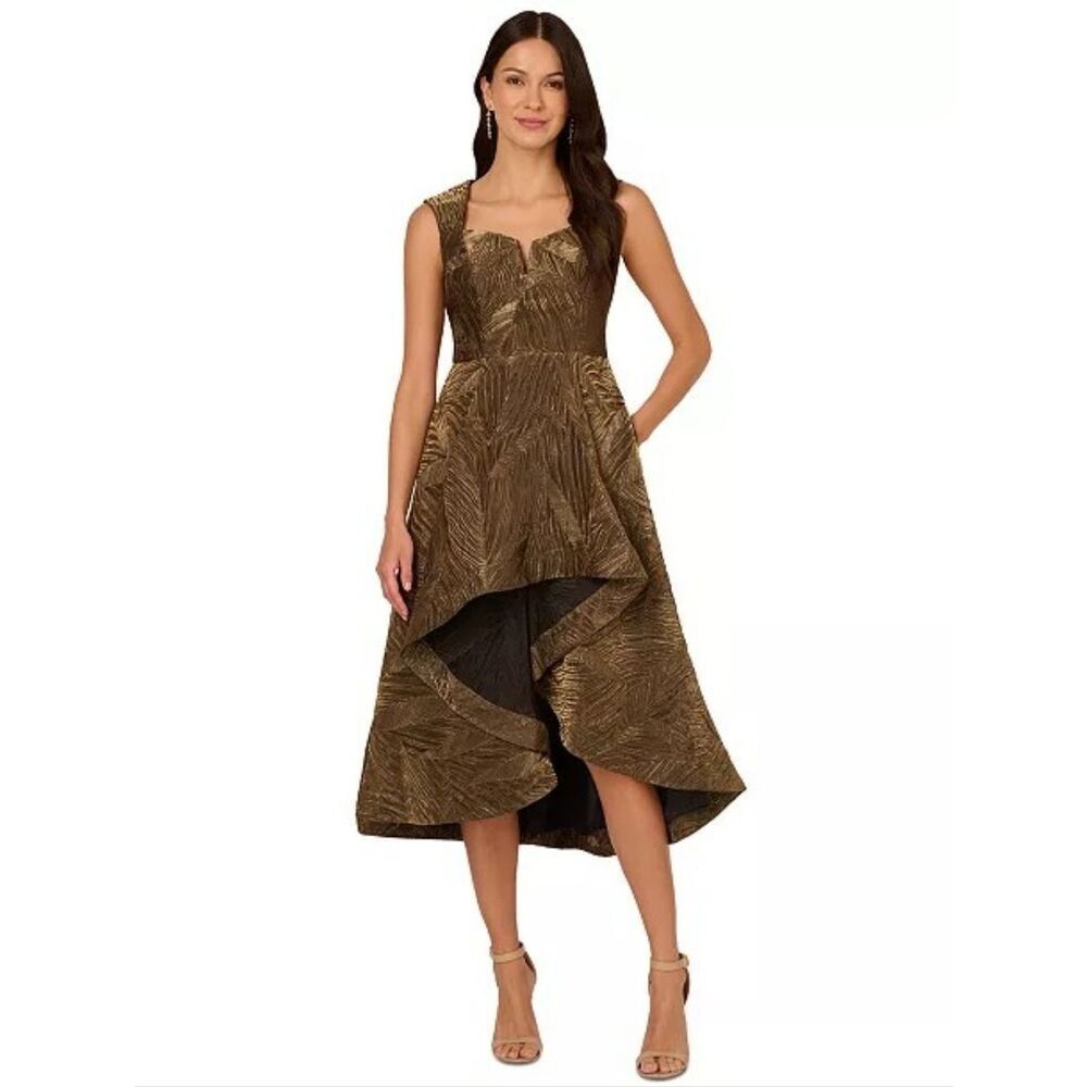 NWT Adrianna Papell  Notch-Neck Metallic Gold Dress Size 4
